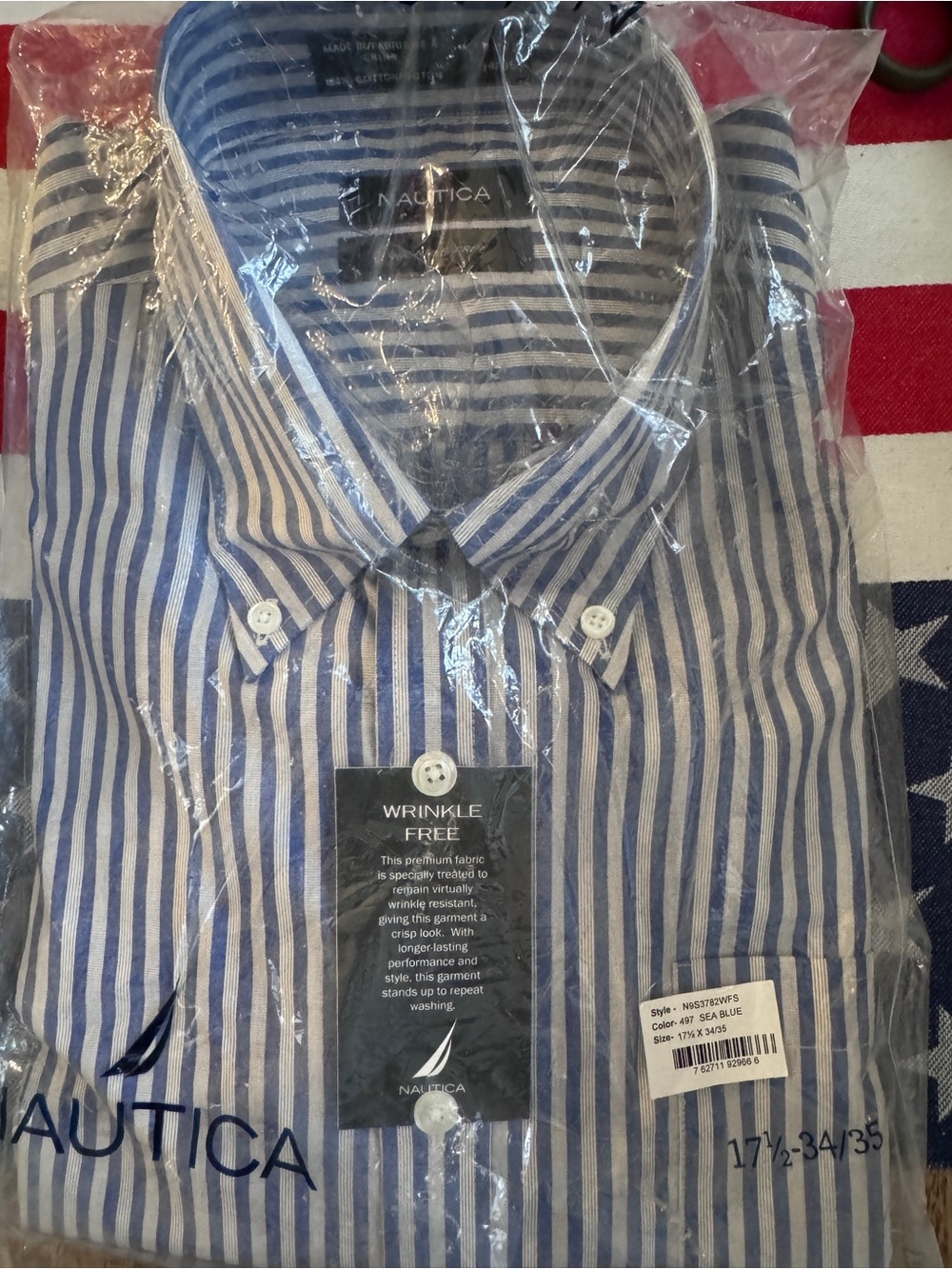Nautica wrinkle free button down dress shirt. 17.5 34/35. NWT